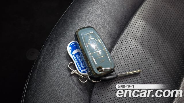 Ford Explorer 2.3 Limited 4WD 5th 2018 — фото 18