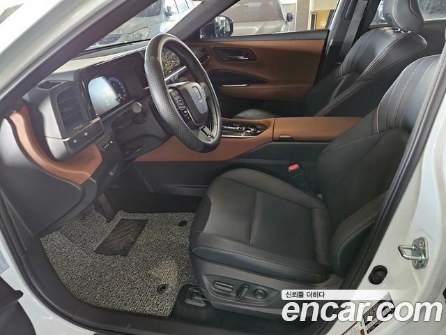Toyota Crown Crossover 2.5 4WD Hybrid 2026 — фото 5