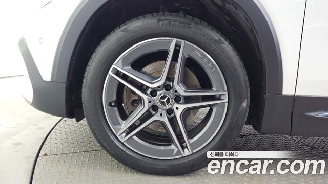 Mercedes-Benz GLB-Class (X247) GLB250 4MATIC 2022 — фото 5