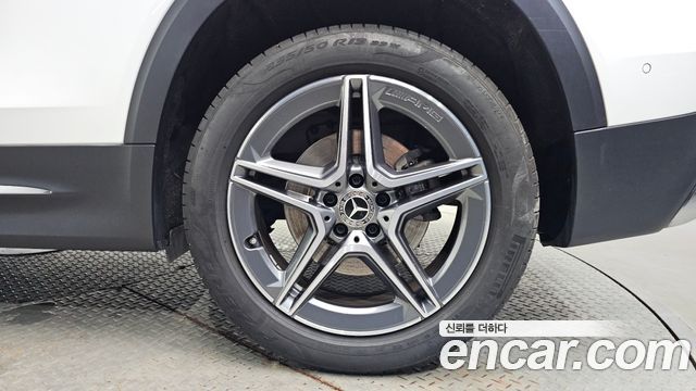 Mercedes-Benz GLB-Class (X247) GLB250 4MATIC 2022 — фото 27