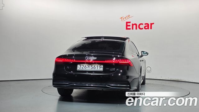 Audi A7 (4K) 55 TFSI Quattro Premium 2020 — фото 4