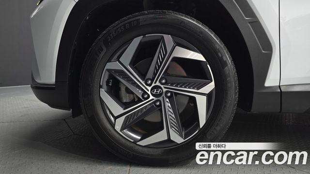 Hyundai Tucson (NX4) Gasoline 1.6 Turbo 2WD Inspiration 2022 — фото 5