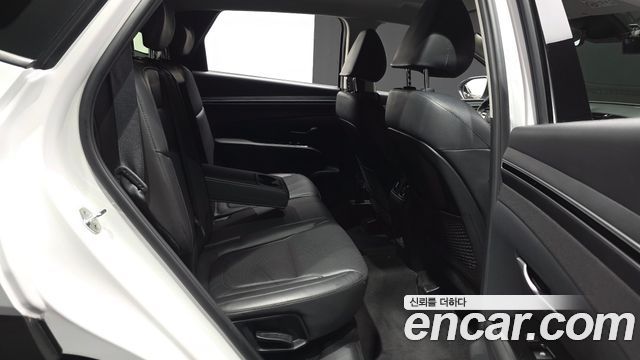 Hyundai Tucson (NX4) Gasoline 1.6 Turbo 2WD Inspiration 2022 — фото 12