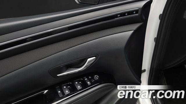 Hyundai Tucson (NX4) Gasoline 1.6 Turbo 2WD Inspiration 2022 — фото 19