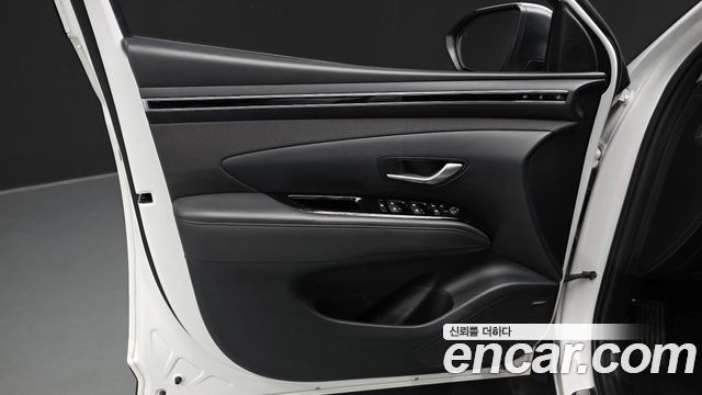 Hyundai Tucson (NX4) Gasoline 1.6 Turbo 2WD Inspiration 2022 — фото 24