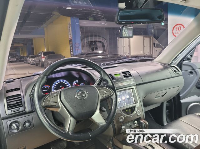 KG Mobility (SsangYong) Rexton W 2.0 4WD RX7 Luxury 2015 — фото 16