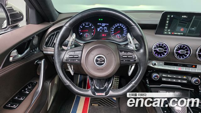 Kia Stinger 2.0 Turbo 2WD Platinum 2019 — фото 13