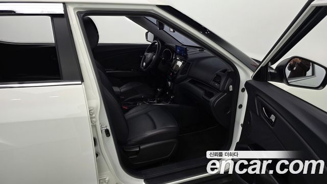 KG Mobility (SsangYong) Tivoli Air 1.6 IX 2WD 2017 — фото 11