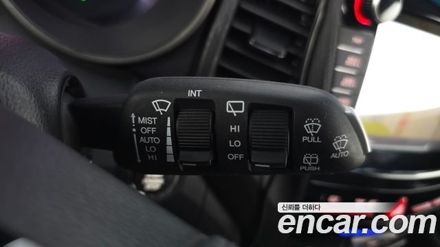 KG Mobility (SsangYong) Tivoli Air 1.6 IX 2WD 2017 — фото 19