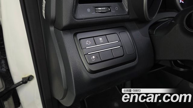 KG Mobility (SsangYong) Tivoli Air 1.6 IX 2WD 2017 — фото 27