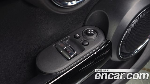MINI Cooper S JCW 3rd Generation 2020 — фото 18