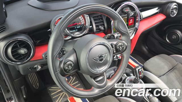 MINI Cooper S JCW 3rd Generation 2020 — фото 20
