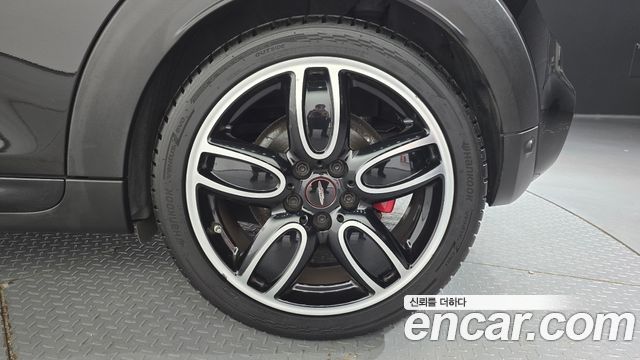 MINI Cooper S JCW 3rd Generation 2020 — фото 21