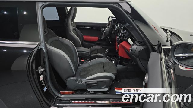 MINI Cooper S JCW 3rd Generation 2020 — фото 26