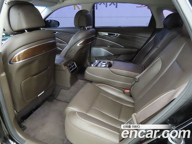 Kia K9 3.8 GDI AWD PlatinumⅡ 2020 — фото 8