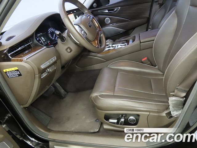 Kia K9 3.8 GDI AWD PlatinumⅡ 2020 — фото 9