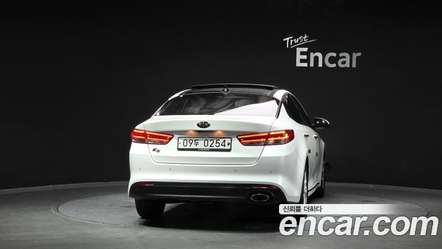 Kia K5 (II) 2.0 MX Prestige 2016 — фото 4