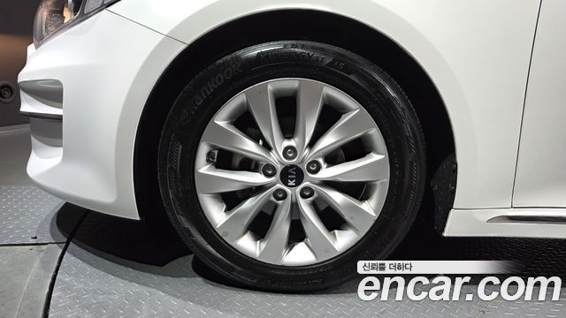 Kia K5 (II) 2.0 MX Prestige 2016 — фото 5