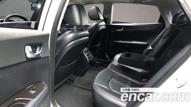 Kia K5 (II) 2.0 MX Prestige 2016 — фото 11