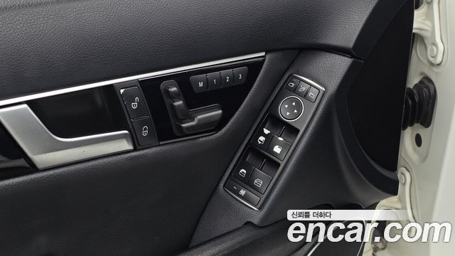 Mercedes-Benz C-Class (W204) C220 CDI 2014 — фото 17