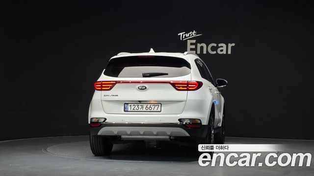 Kia Sportage The Bold Gasoline Inteligent 2019 — фото 4