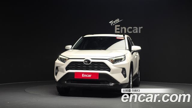 Toyota RAV4 (V) 2.5 2WD 2019 — фото 3