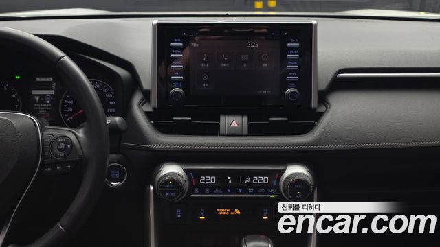 Toyota RAV4 (V) 2.5 2WD 2019 — фото 14