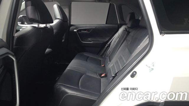 Toyota RAV4 (V) 2.5 2WD 2019 — фото 26