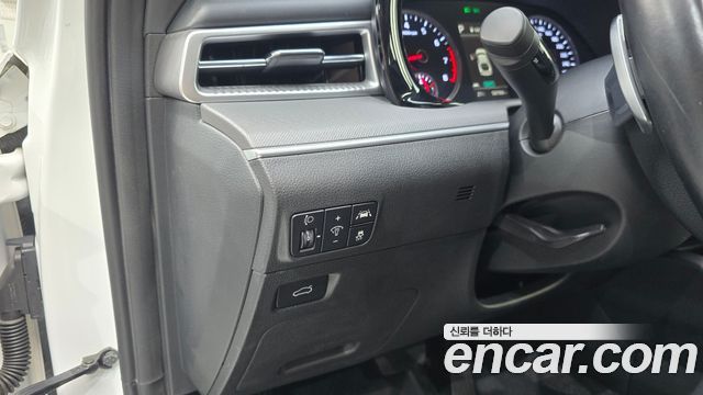 Kia K5 (III) 2.0 Prestige 2022 — фото 19