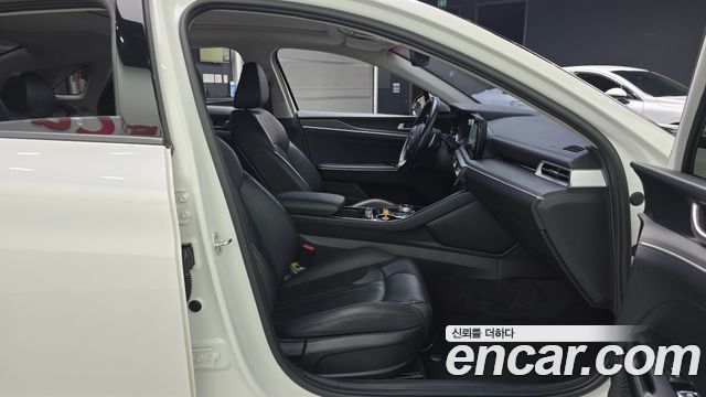 Kia K5 (III) 2.0 Prestige 2022 — фото 26