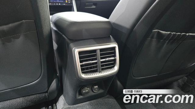 Kia K5 (III) 2.0 Prestige 2022 — фото 30