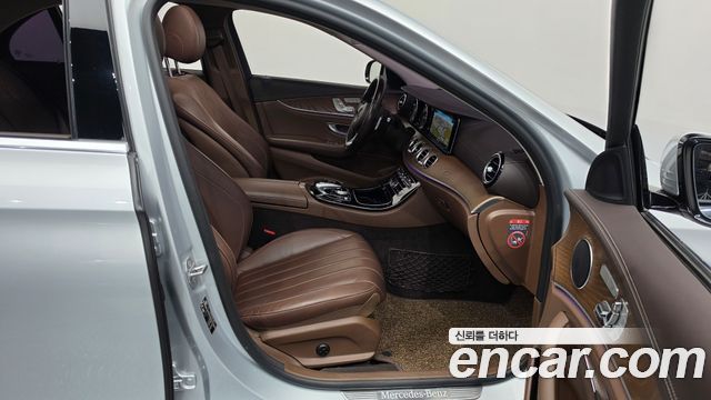 Mercedes-Benz E-Class (W213) E220d Exclusive 2017 — фото 11