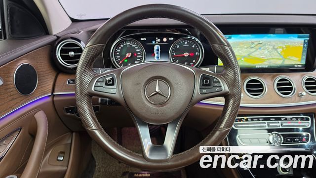 Mercedes-Benz E-Class (W213) E220d Exclusive 2017 — фото 14