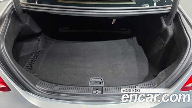Mercedes-Benz E-Class (W213) E220d Exclusive 2017 — фото 18