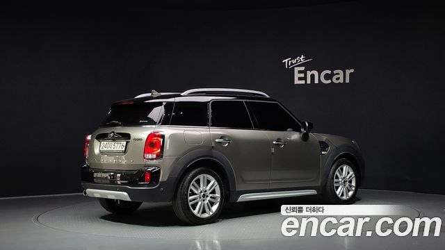 MINI Cooper Countryman HIGH 2nd 2020 — фото 2