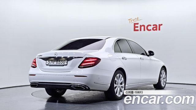 Mercedes-Benz E-Class (W213) E220d Exclusive 2017 — фото 2