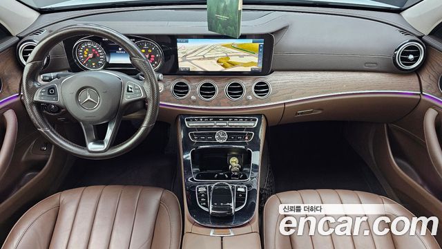 Mercedes-Benz E-Class (W213) E220d Exclusive 2017 — фото 7