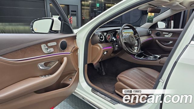 Mercedes-Benz E-Class (W213) E220d Exclusive 2017 — фото 10