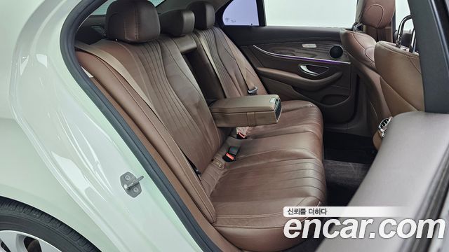 Mercedes-Benz E-Class (W213) E220d Exclusive 2017 — фото 11