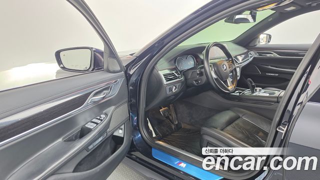 BMW 7 Series (G11) 740Li xDrive M Sport Package 2018 — фото 10