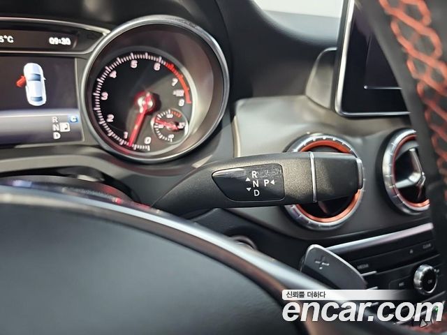 Mercedes-Benz CLA-Class (C117) CLA220 AMG Line 2018 — фото 8