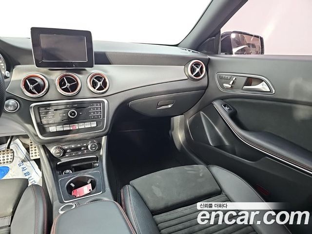 Mercedes-Benz CLA-Class (C117) CLA220 AMG Line 2018 — фото 10