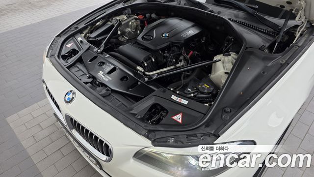 BMW 5 Series (F10) 520d xDrive 2015 — фото 6