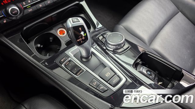BMW 5 Series (F10) 520d xDrive 2015 — фото 9