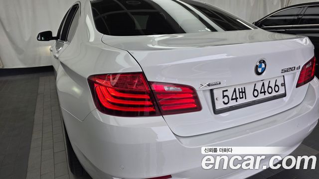 BMW 5 Series (F10) 520d xDrive 2015 — фото 23