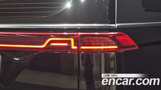 Kia Carnival (IV) Gasoline 4-Seater Hi-Limousine (Special) 2023 — фото 23