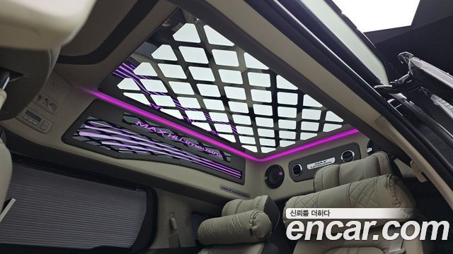 Kia Carnival (IV) Gasoline 4-Seater Hi-Limousine (Special) 2023 — фото 36