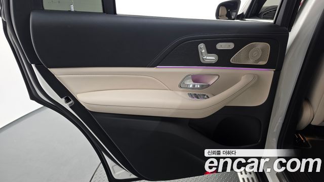 Mercedes-Benz GLS-Class (X167) GLS450d 4MATIC 2025 — фото 31