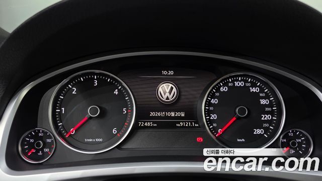 Volkswagen Touareg V6 3.0 TDI BMT Exclusive 7P5 2016 — фото 8
