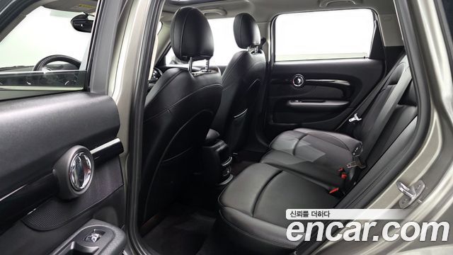 MINI Cooper D Clubman Standard 2nd 2017 — фото 11